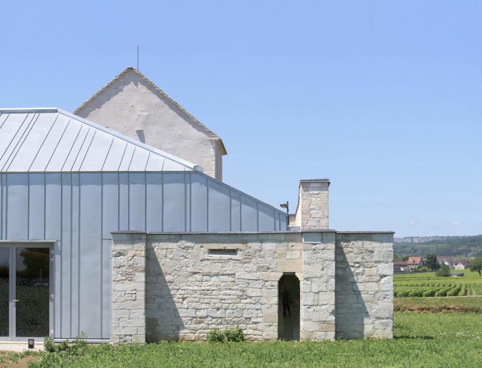 new and old3 Conversion of the Former Hospital JUNG Architectures Simon Buri
