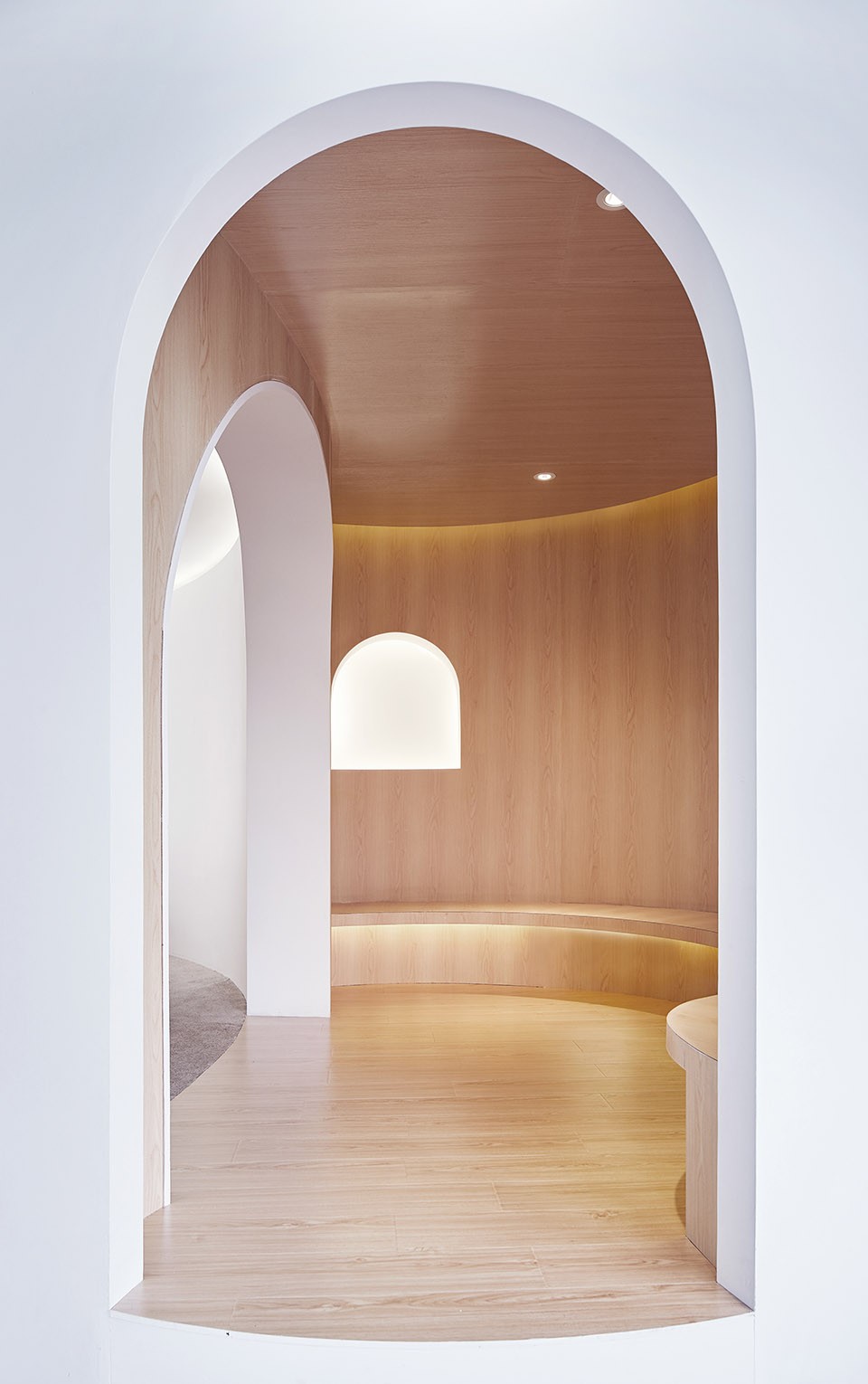 5-door_Sissi_Muxin Studio