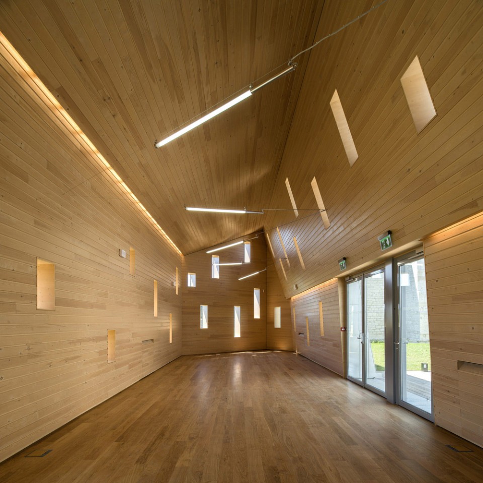 openings Conversion of the Former Hospital JUNG Architectures Simon Buri