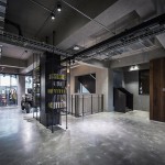 南京庞巴迪旗舰店 / 本哲建筑