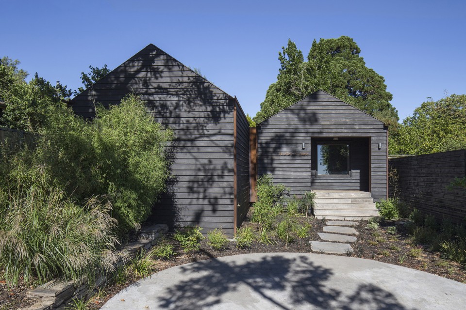 001-Hardwood House