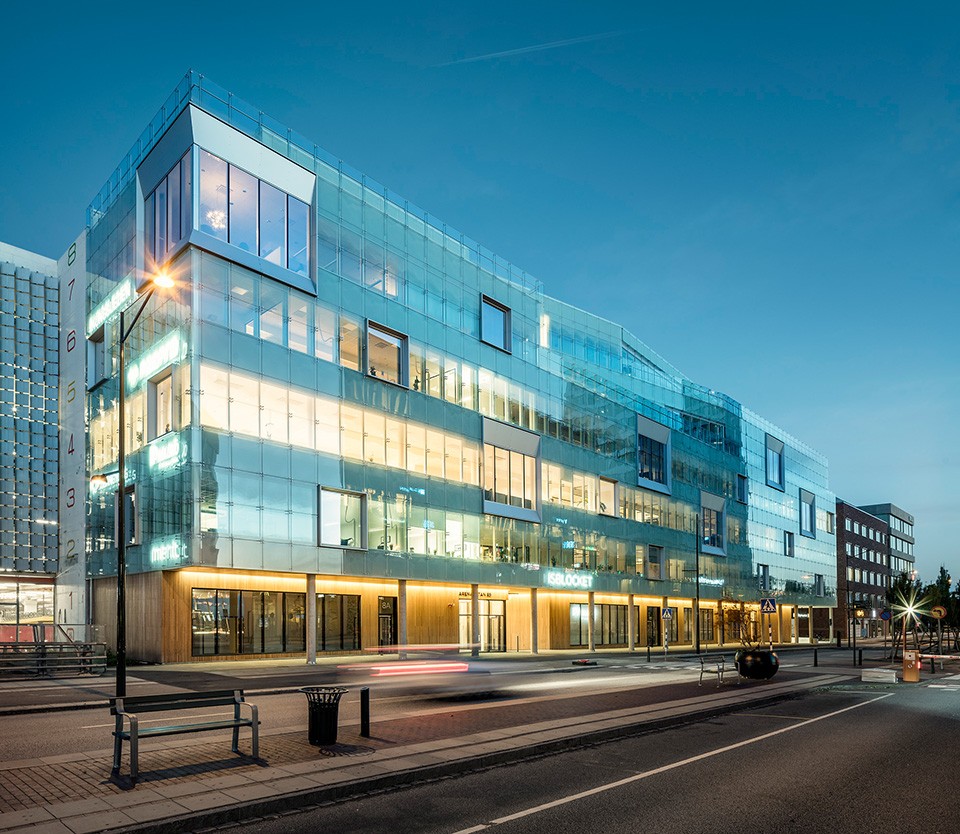 001-The Ice Block By FOJAB ARKITEKTER