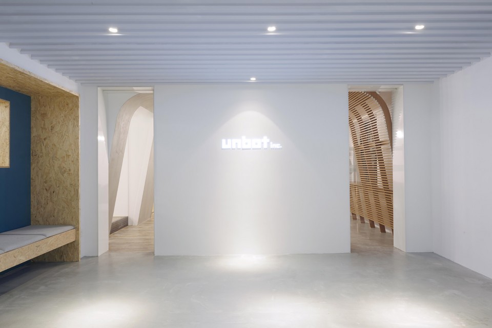 002-unbot inc. Office By PRISM DESIGN