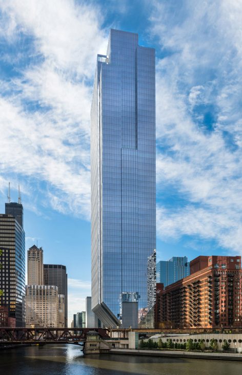 150 NORTH RIVERSIDE OFFICE TOWER By Goettsch Partners 1 3