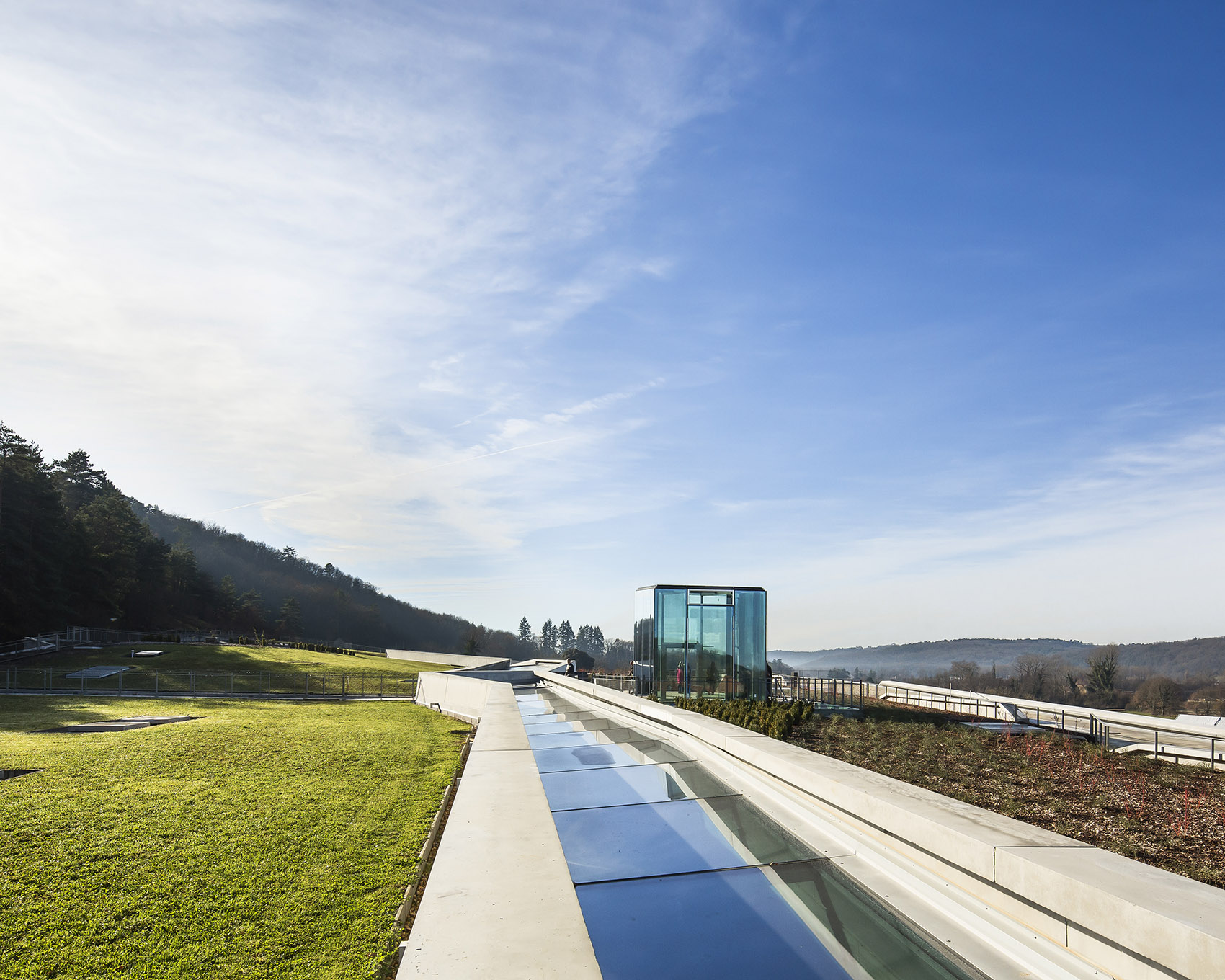 lascaux iv, the international centre for cave art / snhetta