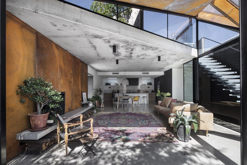 The Leaf House by Damian Rogers Architecture
