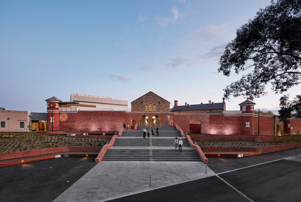 Ulumbarra Theatre Street Frontage