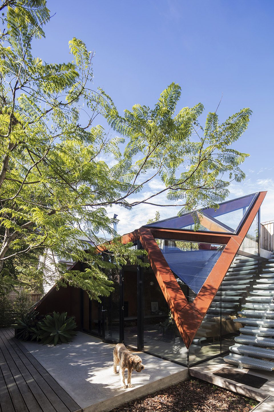 The Leaf House by Damian Rogers Architecture