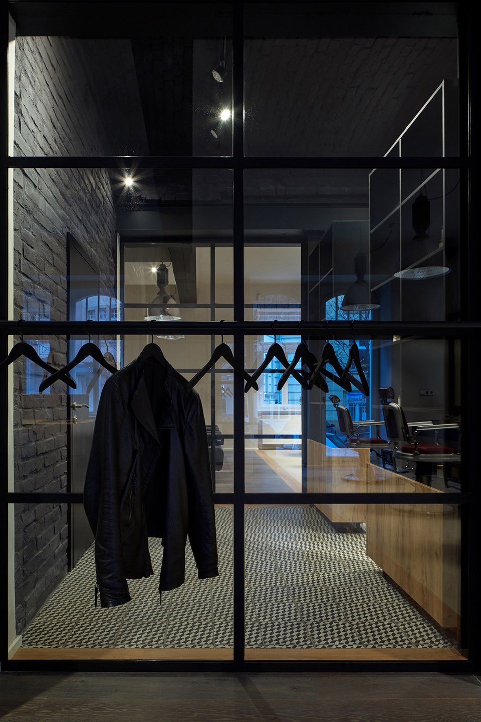 012-TONY ADAM’S BARBERSHOP By OOOOX