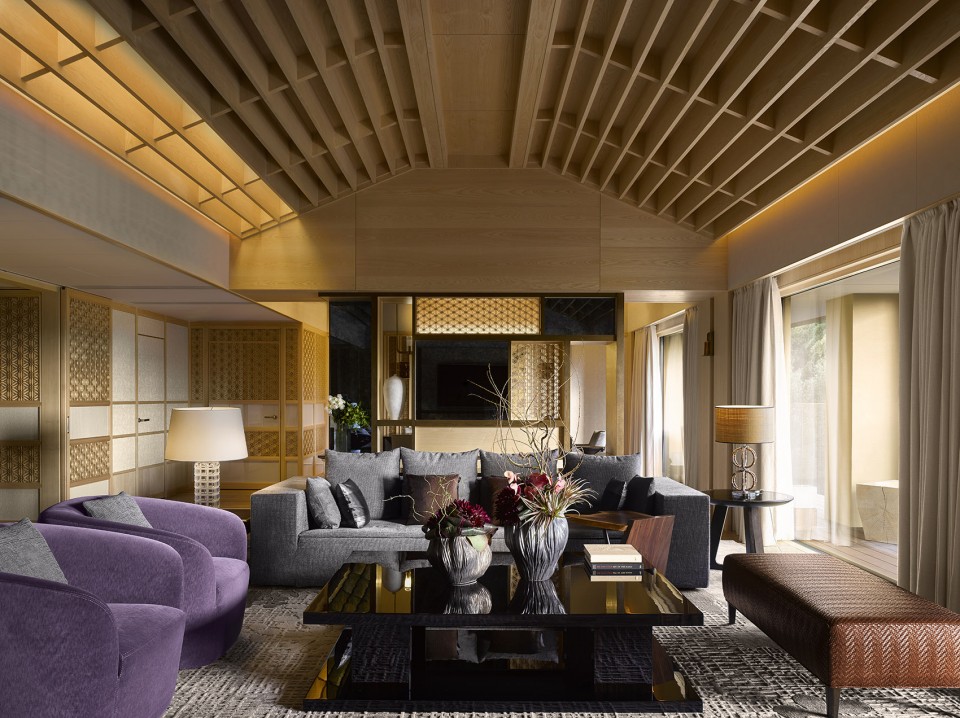 013-Four-Seasons-Kyoto-presidential-suite-living-960x718