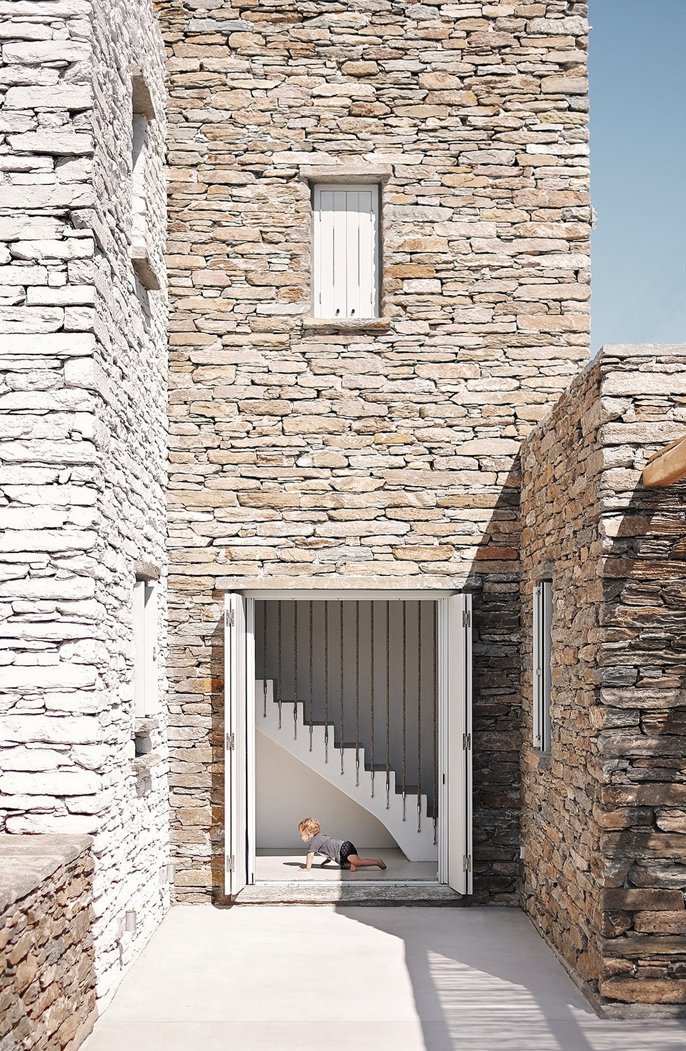 014-ROCKSPLIT By Cometa Architects