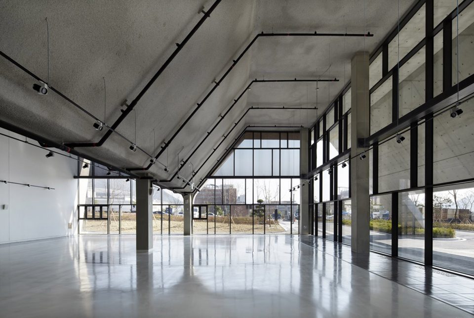 Future Design Center Interior image 01