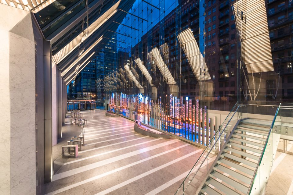 150 NORTH RIVERSIDE OFFICE TOWER By Goettsch Partners 1 1
