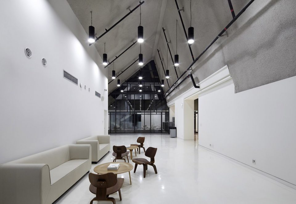 Future Design Center Interior image 06
