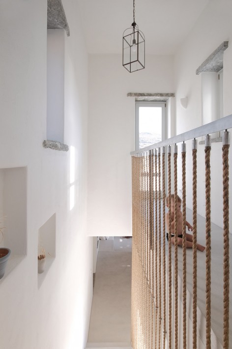 024-ROCKSPLIT By Cometa Architects