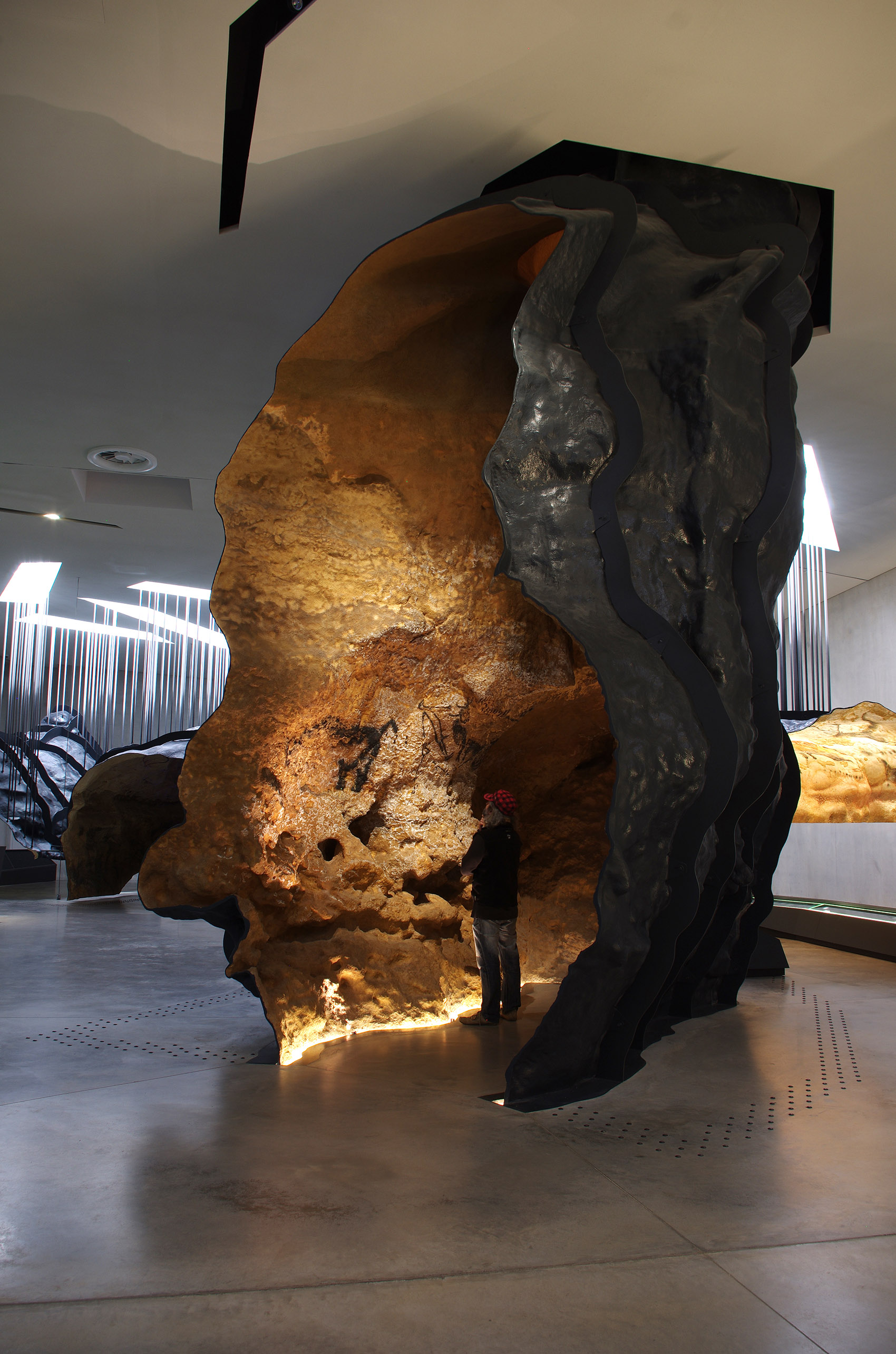 lascaux iv, the international centre for cave art / snhetta