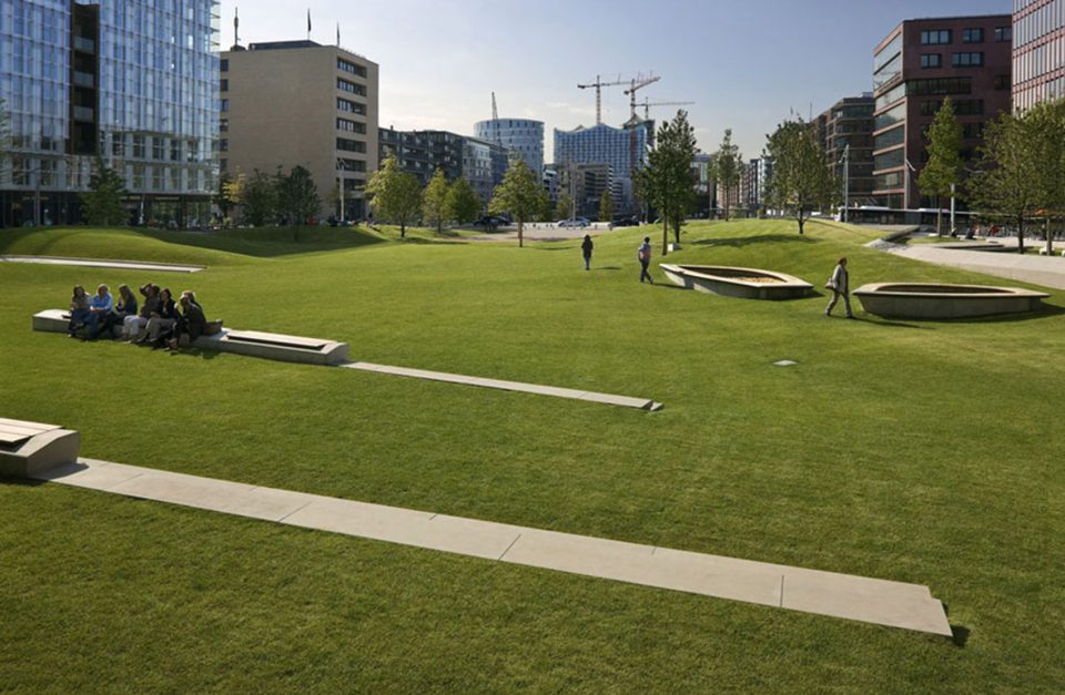 Open Space in Hafencity Sandtorpark 2 Duccio Malagamba