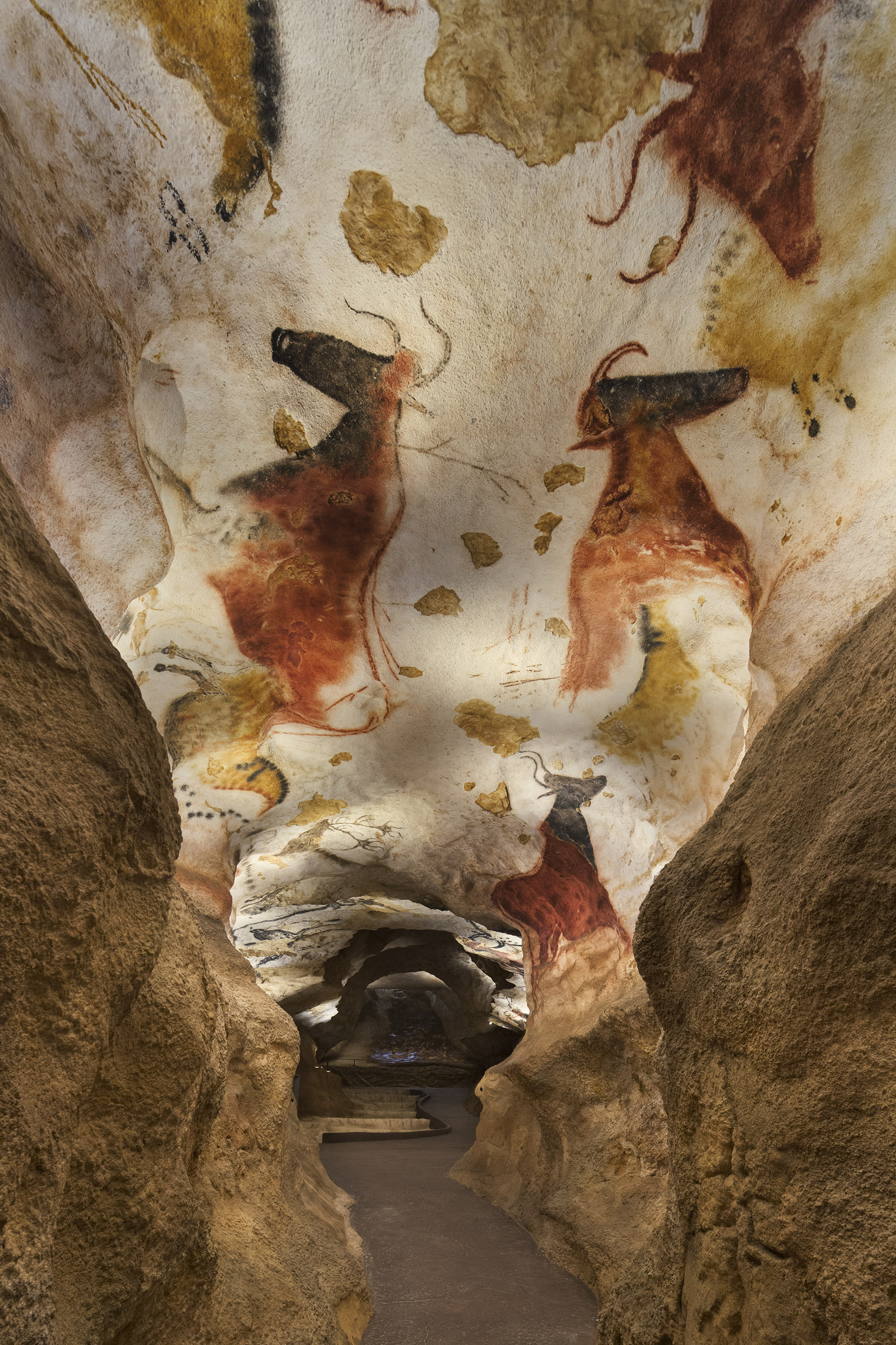 lascaux iv, the international centre for cave art / snhetta