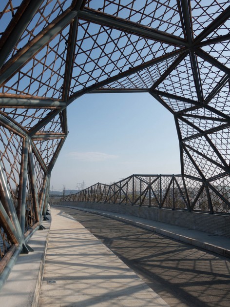 3-bridge4_wuxi harbour bridge_mimesis architecture studio