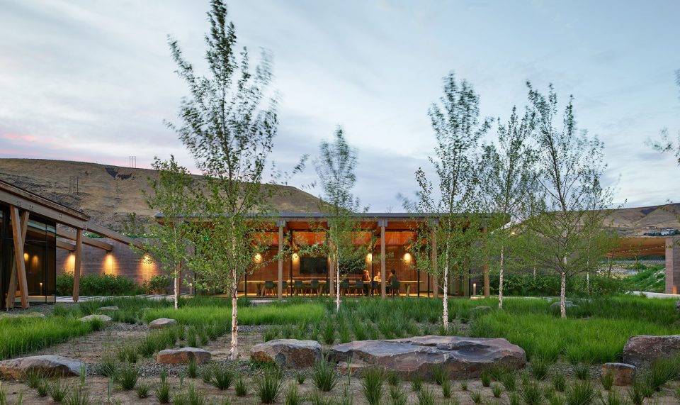 Washington Fruit Produce Co. Headquarters By Graham Baba Architects