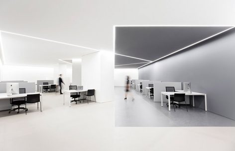 ARV 办公室，西班牙 / Fran Silvestre Arquitectos