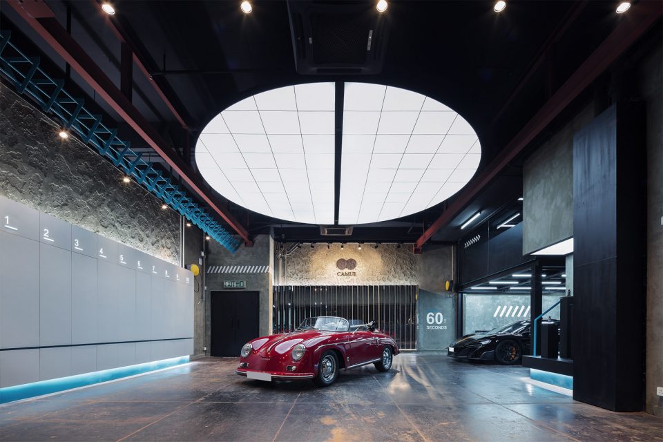 Impressive auto salon by kyle derek