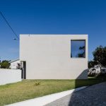 打造小成本居住空间 - MAMI 住宅，葡萄牙 / José Carlos Nunes de Oliveira