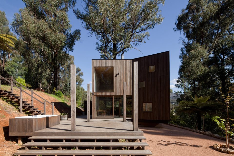 Living in the landscape by Steffen Welsch Architects