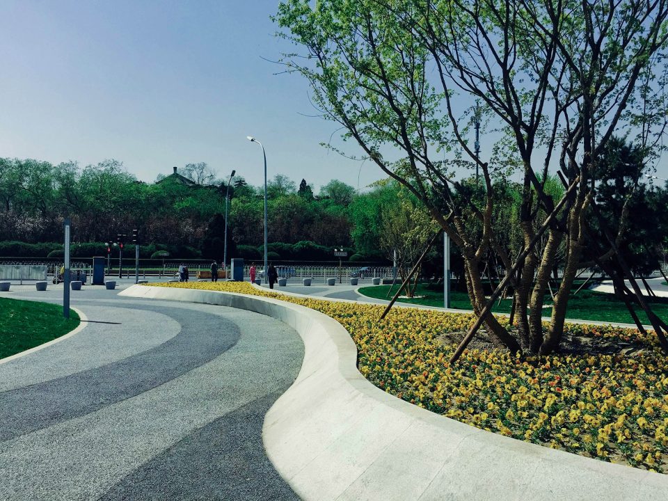 New perspectives on Changan Avenue by Beijing Beilin Landscape Architecture institute