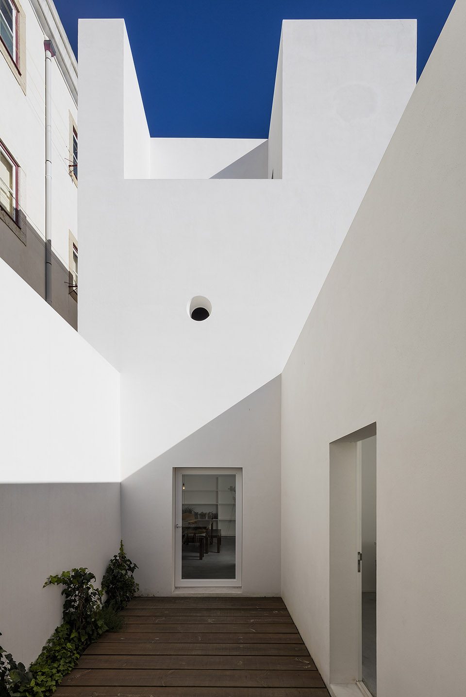 House in Alfama Lisbon By Matos Gameiro arquitectos