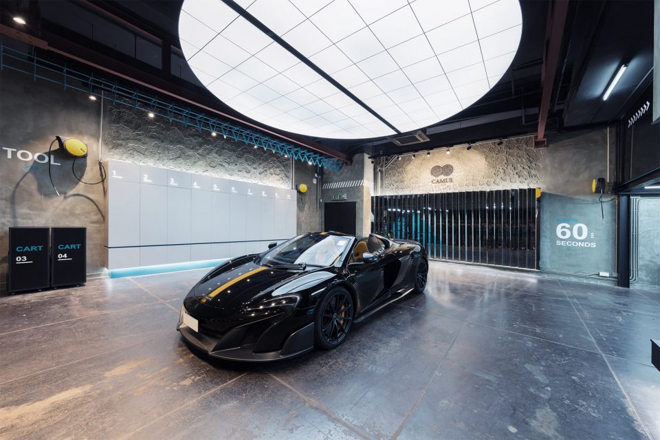 Impressive auto salon by kyle derek