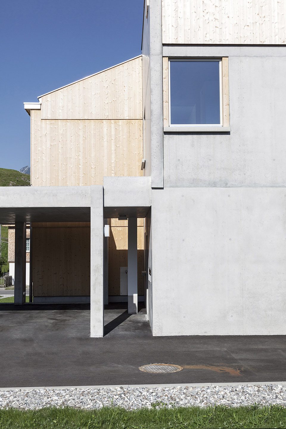 Two Houses By Schneider Türtscher Architekten