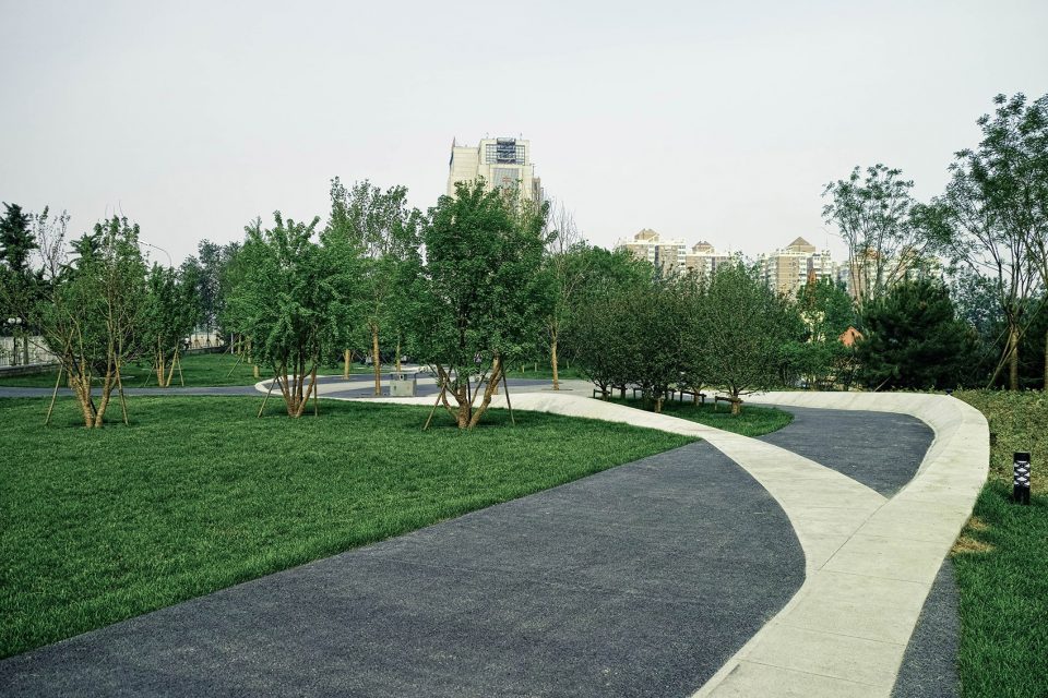 New perspectives on Changan Avenue by Beijing Beilin Landscape Architecture institute