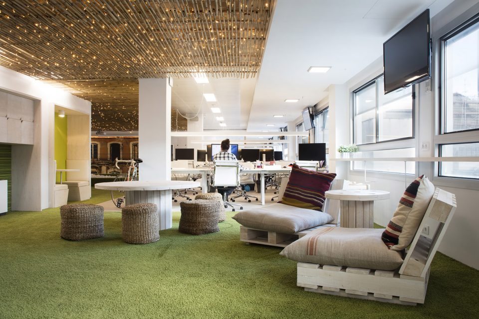 Billy Offices By TURULL SÖRENSEN ARQUITECTOS