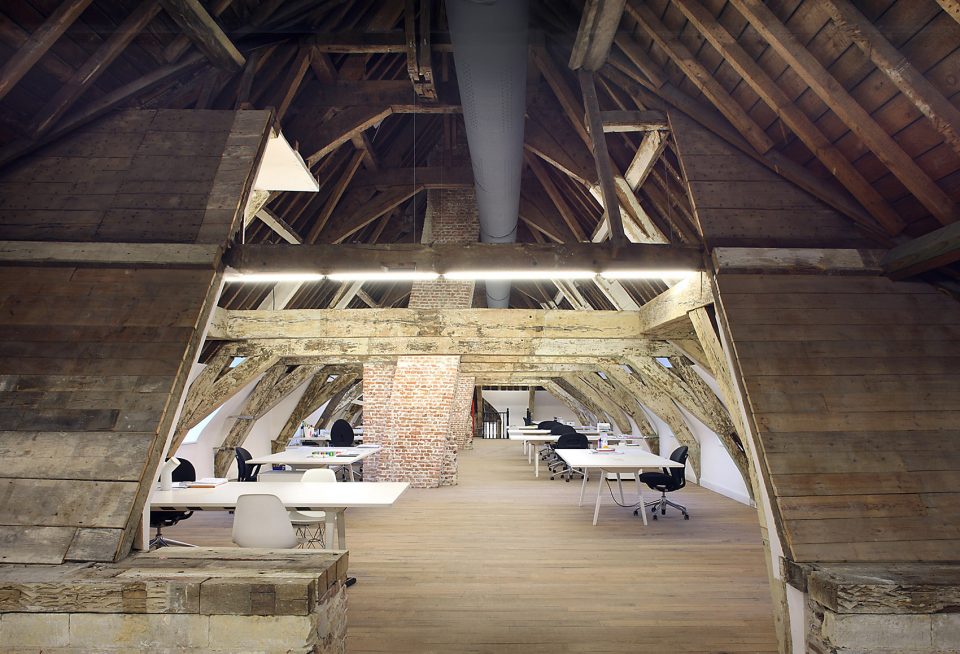 Offices by architecten de vylder vinck taillieu