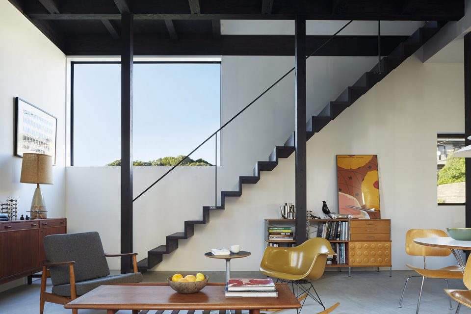 black box house by TAKATINA LLC