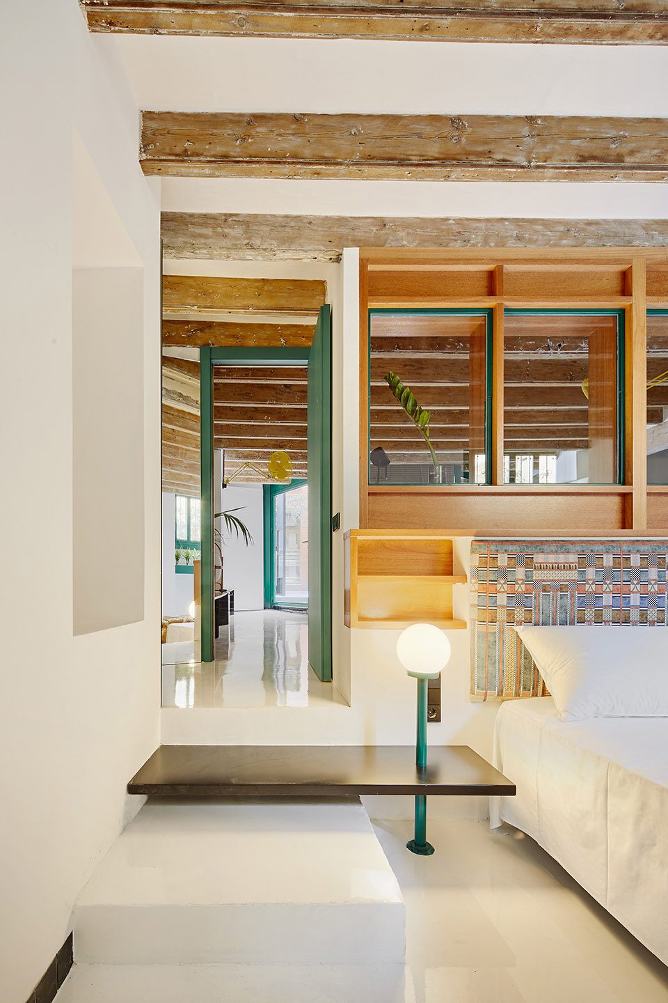 Raval Hideaway By Sarriera Weinstock Sa Wei