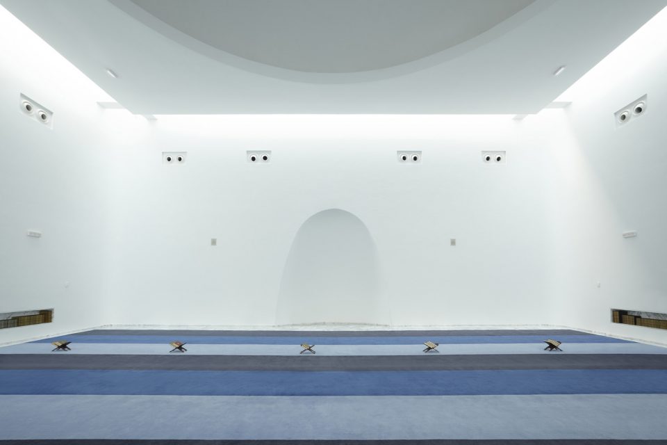 Al Warqa’a Mosque by ibda design
