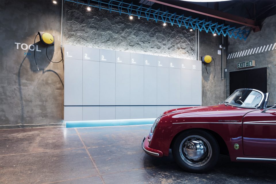 Impressive auto salon by kyle derek