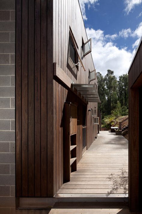 Living in the landscape by Steffen Welsch Architects