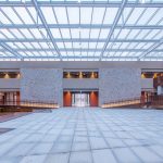 内蒙古文冠庄园展示中心 / 中国中建设计集团有限公司