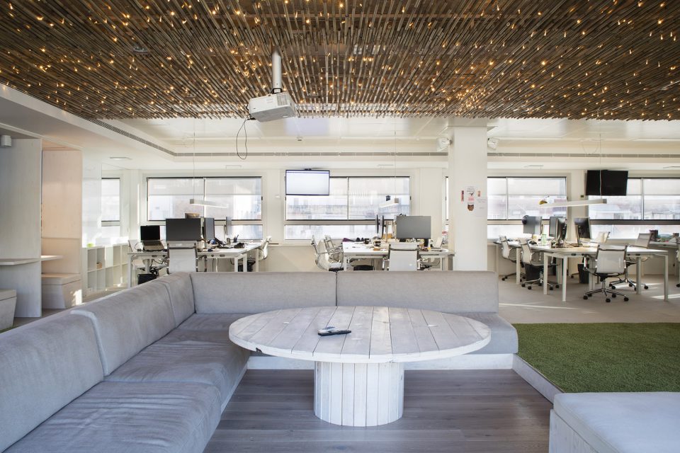 Billy Offices By TURULL SÖRENSEN ARQUITECTOS