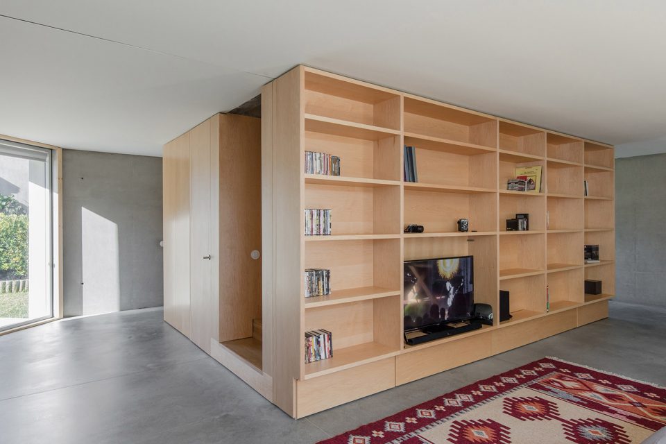 MAMI HOUSE by arch. José Carlos Nunes de Oliveira