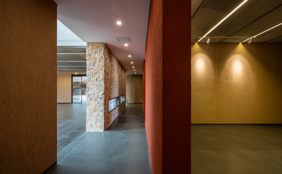 Wenguan Château Exhibition Center