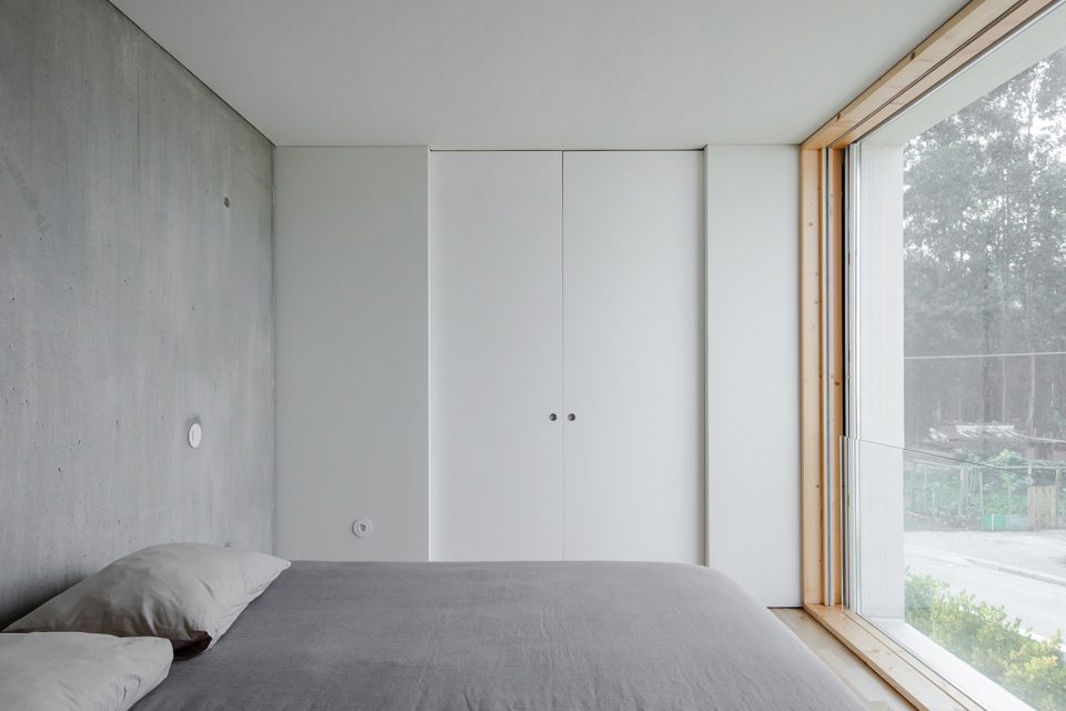 MAMI HOUSE by arch. José Carlos Nunes de Oliveira
