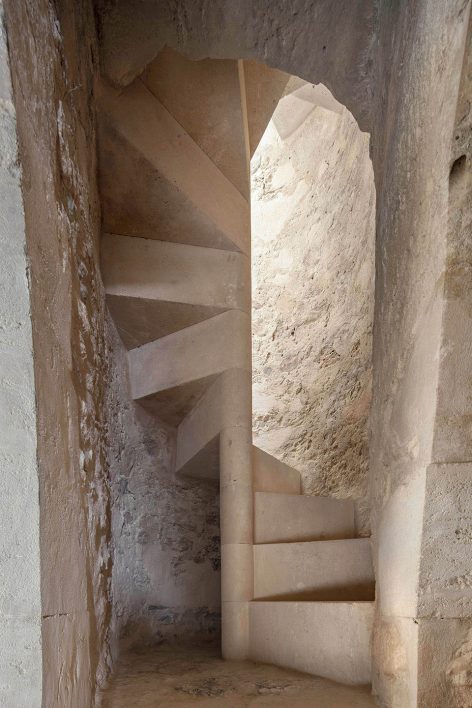 RESTORATION OF ‘PI DES CATALÀ’ TOWER By Marià Castelló Martínez
