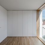 打造小成本居住空间 - MAMI 住宅，葡萄牙 / José Carlos Nunes de Oliveira