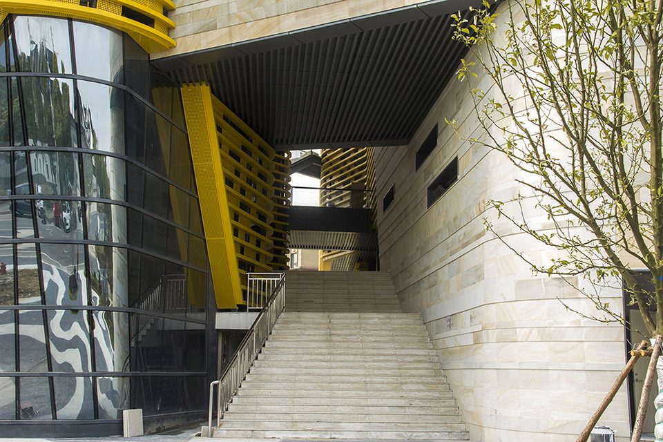 stair Yuqu Culture and Sports Center ADASTUDIO
