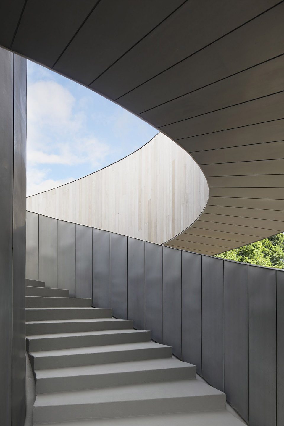 Ribbon Chapel13