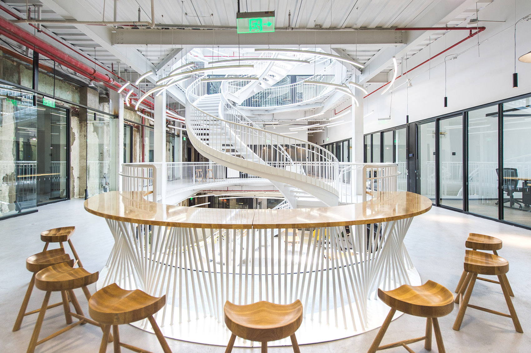 曼德拉混合办公空间,上海 / 裸筑更新